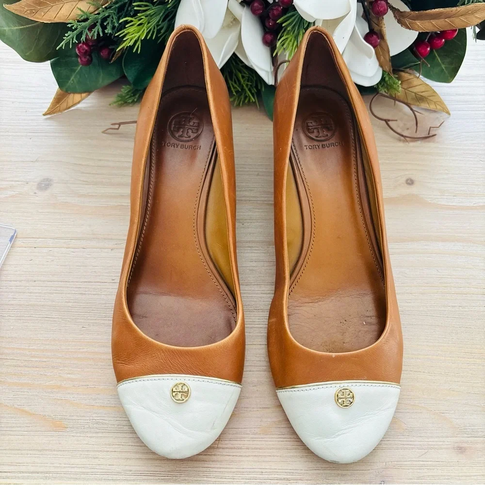 Tory Burch Women’s Tiffy Wedge Pumps Tan and Cream Gold Wedges Size 10M‎